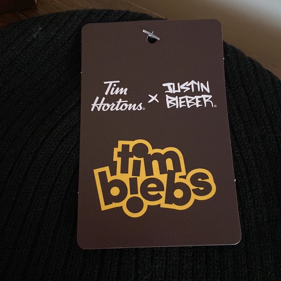 Justin Bieber beanie BNIB - Picture 4 of 5